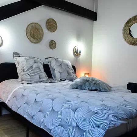 Du Parc Le Chataignier 펜션 Formiguères